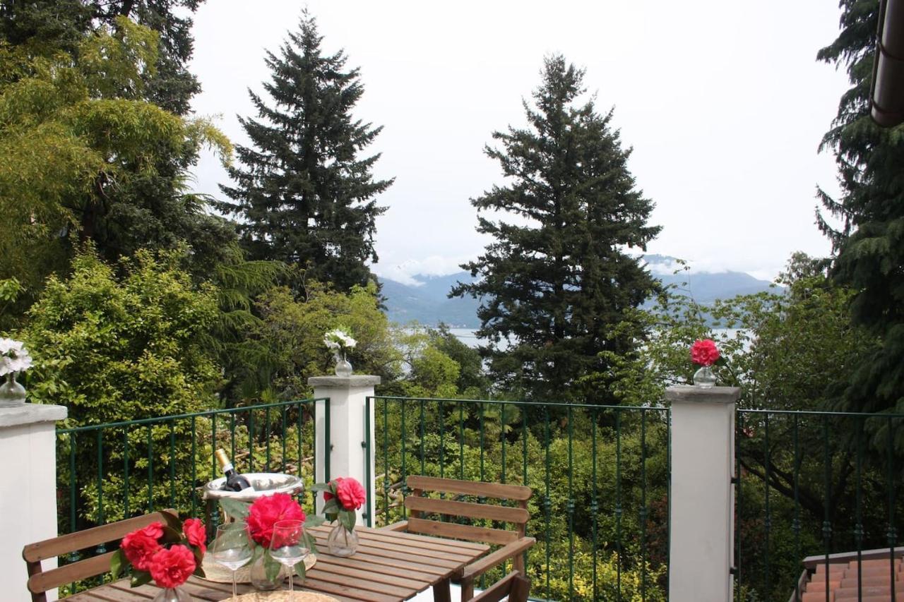 Ferienwohnung La Camelia D'Oro Oggebio Exterior foto
