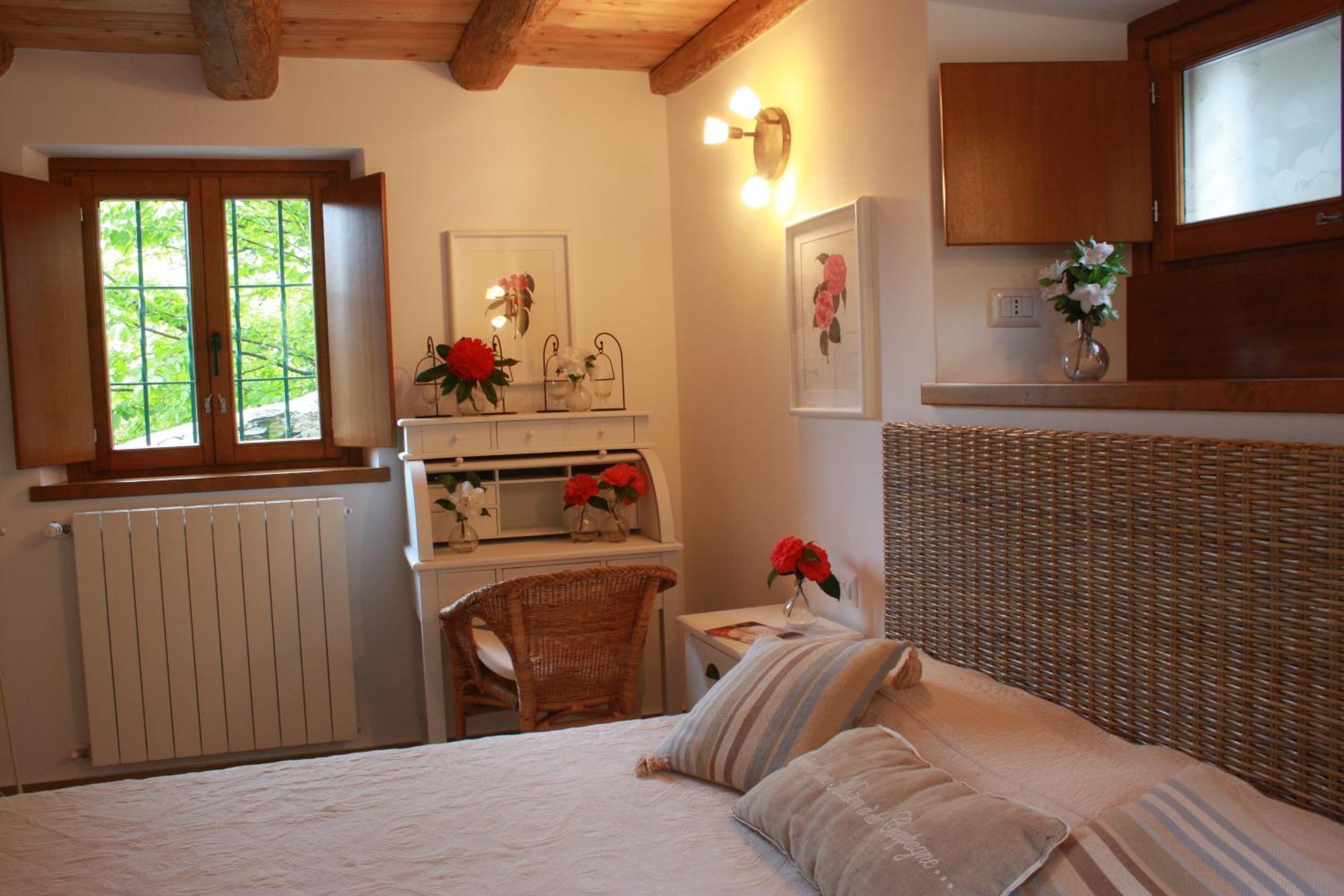 Ferienwohnung La Camelia D'Oro Oggebio Exterior foto