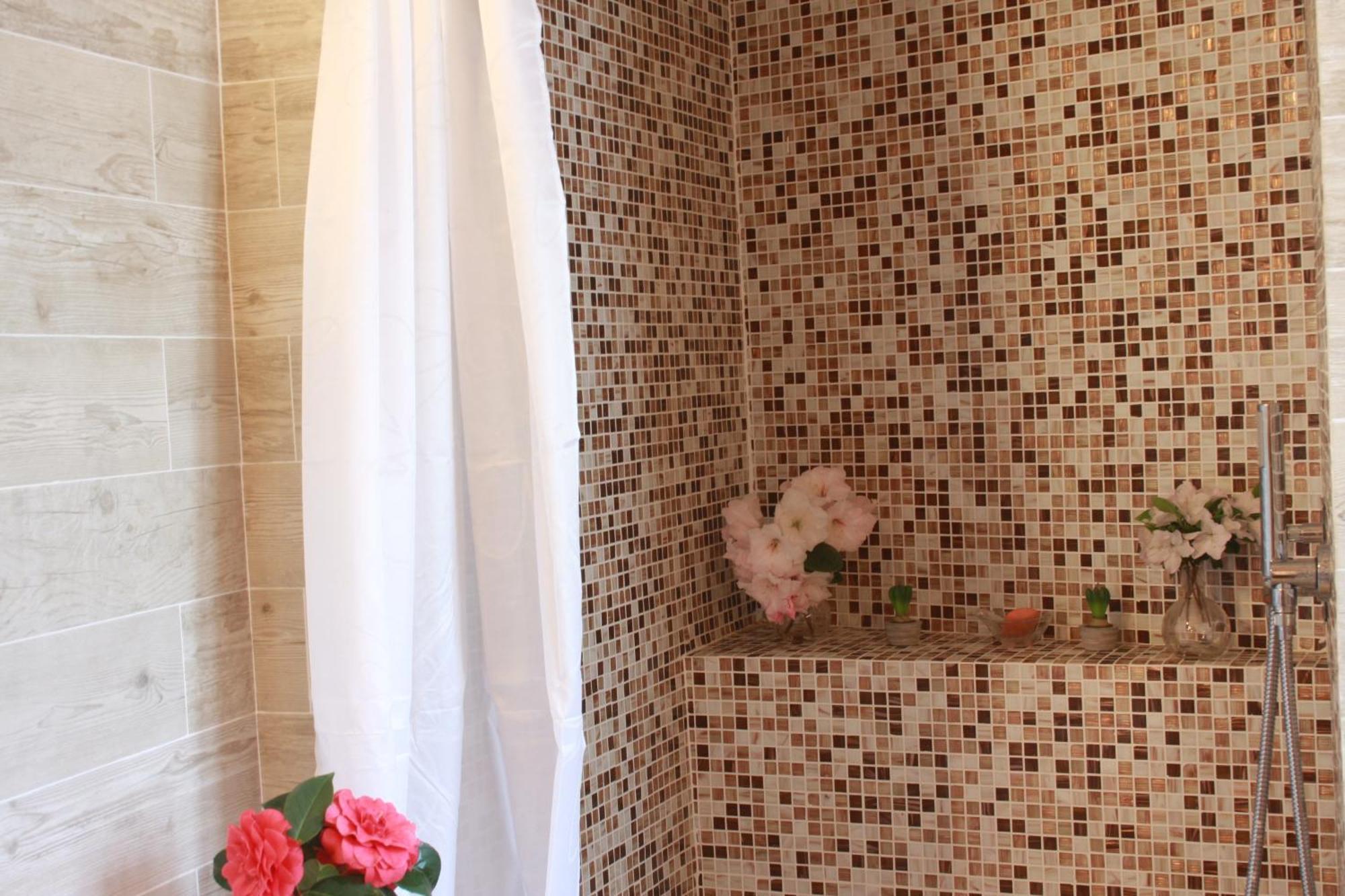 Ferienwohnung La Camelia D'Oro Oggebio Exterior foto
